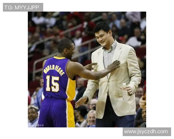 姚明球星照片背后的故事与传奇人生揭秘