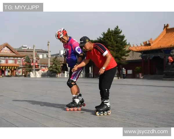 足球明星学习轮滑的好处与挑战探讨 足球明星学习轮滑的好处与挑战探讨