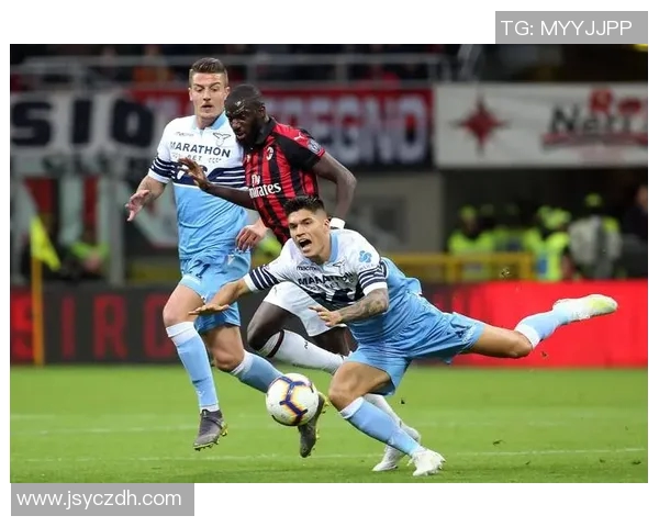 尤文图斯与巴塞罗那12月对决展望精彩赛事与球员表现分析